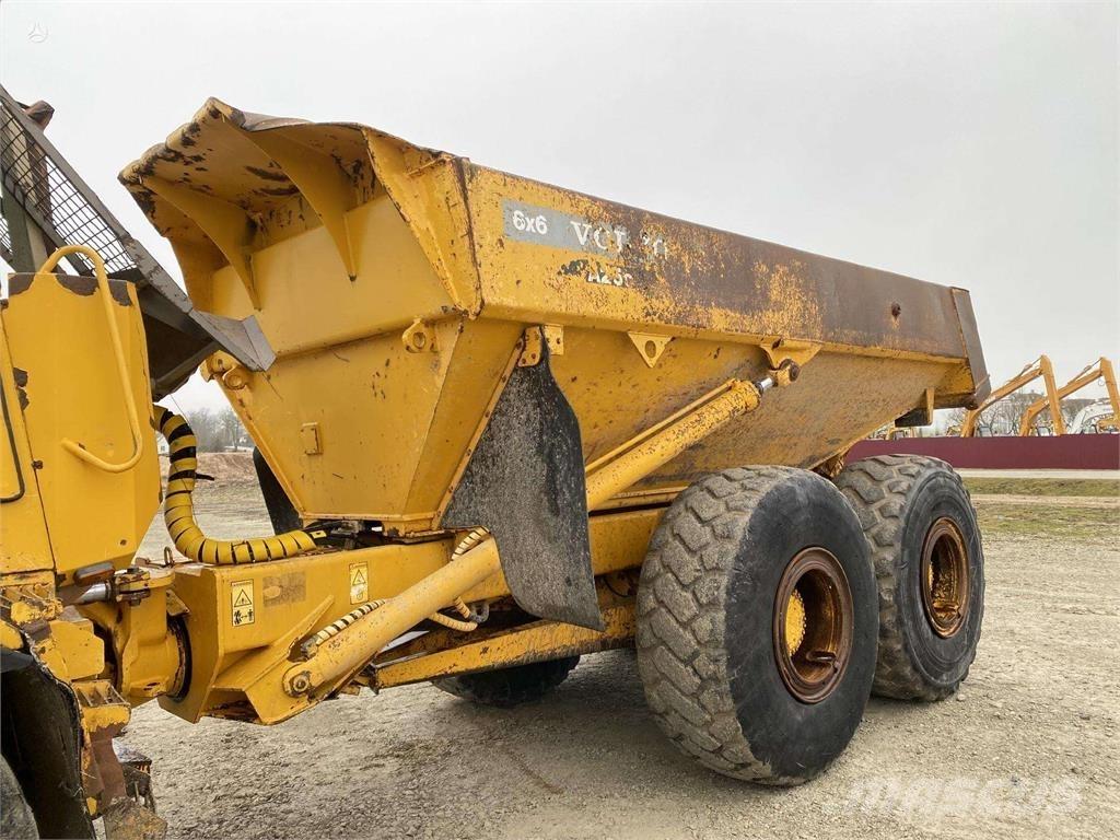 Volvo A25C , Nr.6 Zglobni damperi