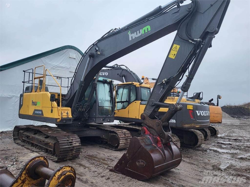 Volvo EC220E Bageri guseničari