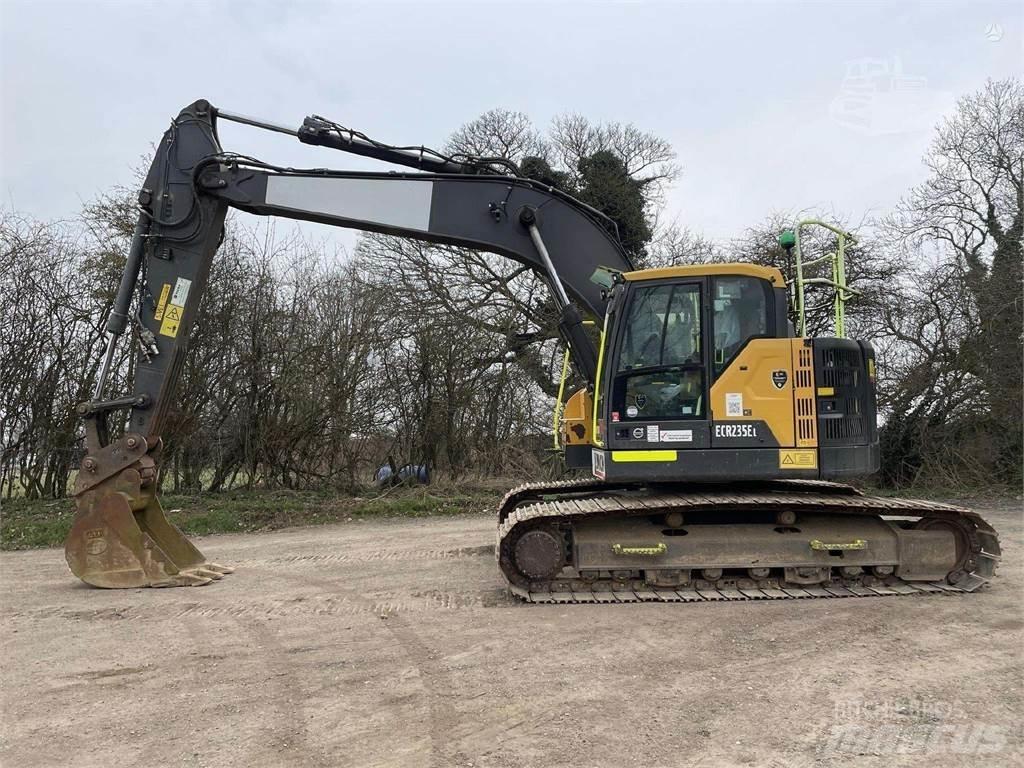 Volvo ECR235EL Bageri guseničari