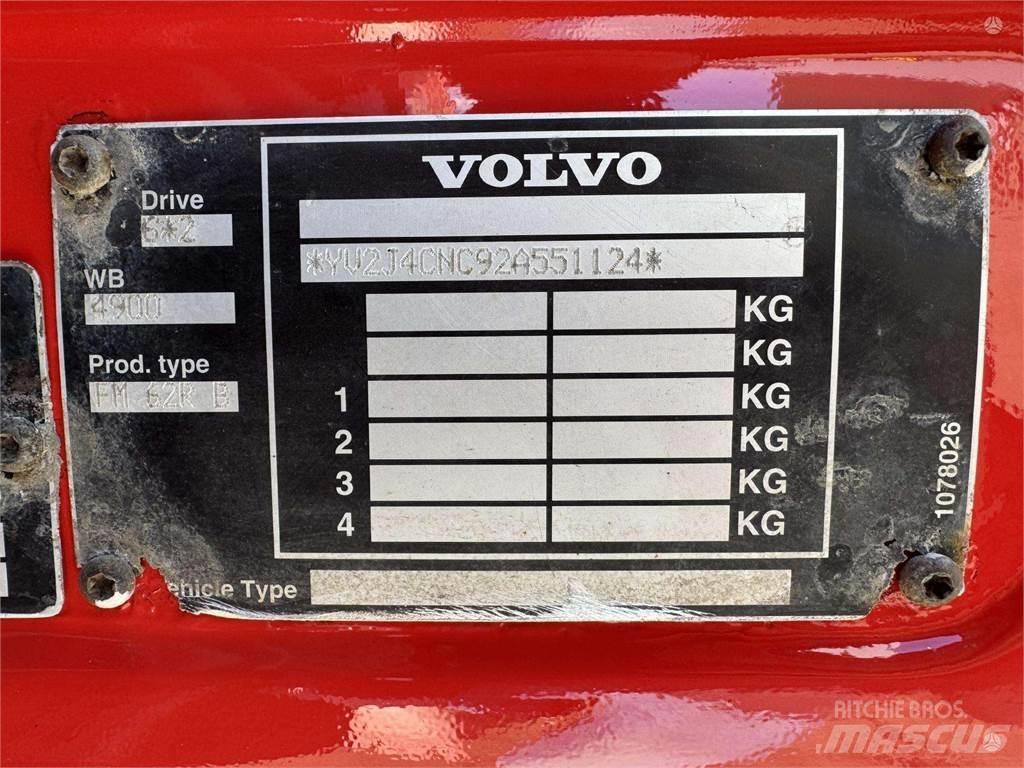 Volvo FM 9 6x2 Autotransporteri
