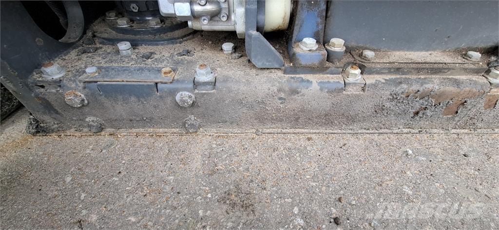 Bomag BF600P-2 Asfaltni finišeri