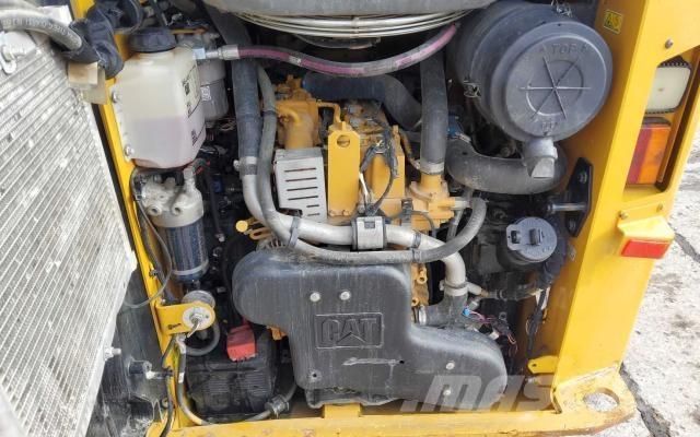 CAT 259D HF Skid steer mini utovarivači