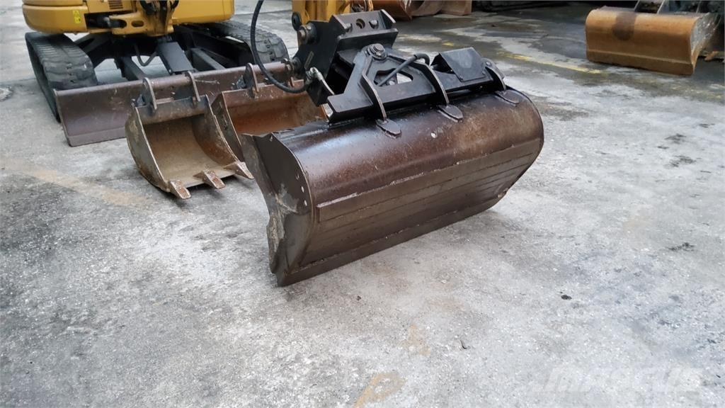 CAT 303.5E CR Mini bageri < 7t
