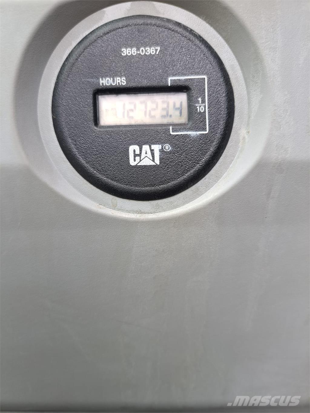 CAT 325F Bageri guseničari