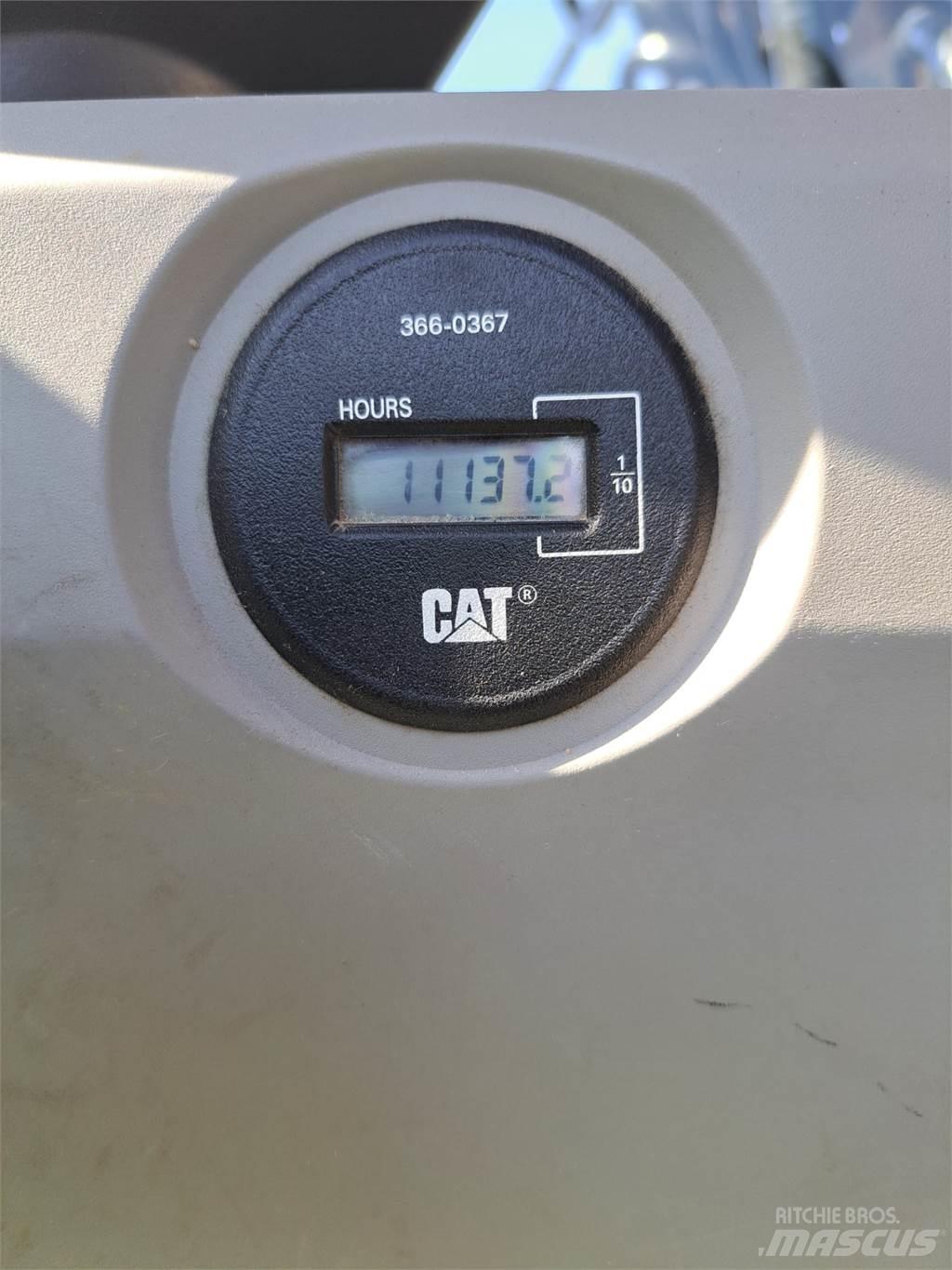 CAT 325F Bageri guseničari