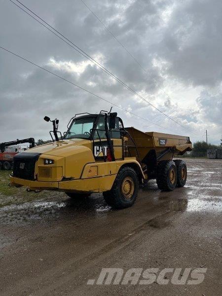 CAT 725C Zglobni damperi