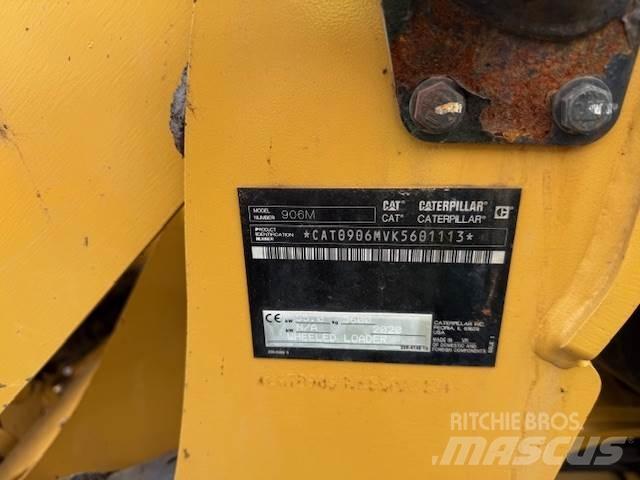 CAT 906M Utovarivači na točkove