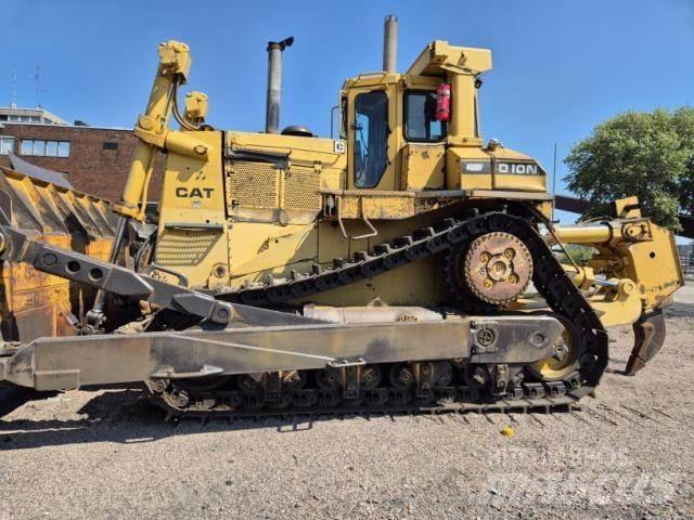 CAT D10N Buldožeri guseničari