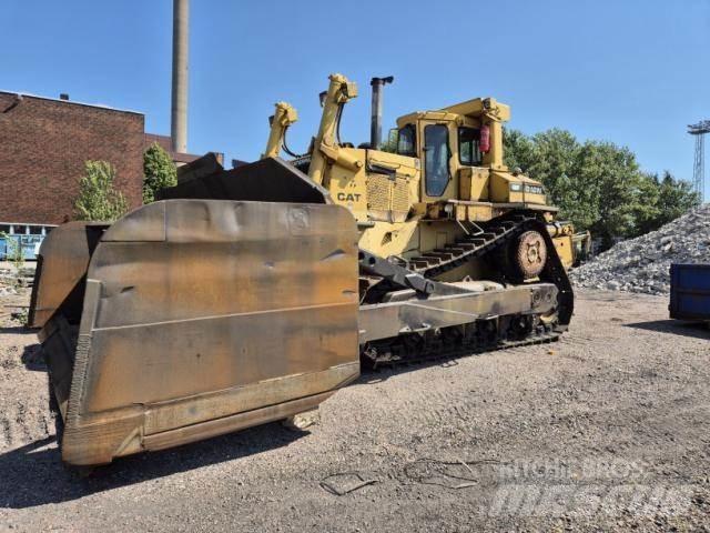 CAT D10N Buldožeri guseničari