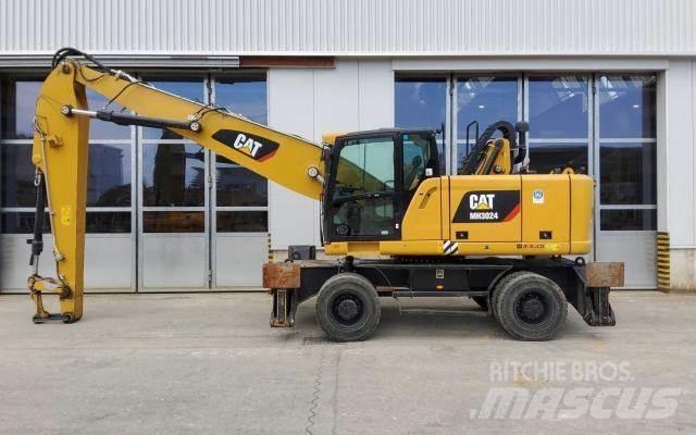 CAT MH3024 Polovni specijalni bageri