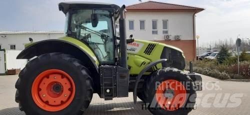 CLAAS Axion 830 Traktori