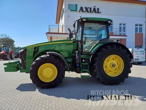 John Deere 8370R Traktori