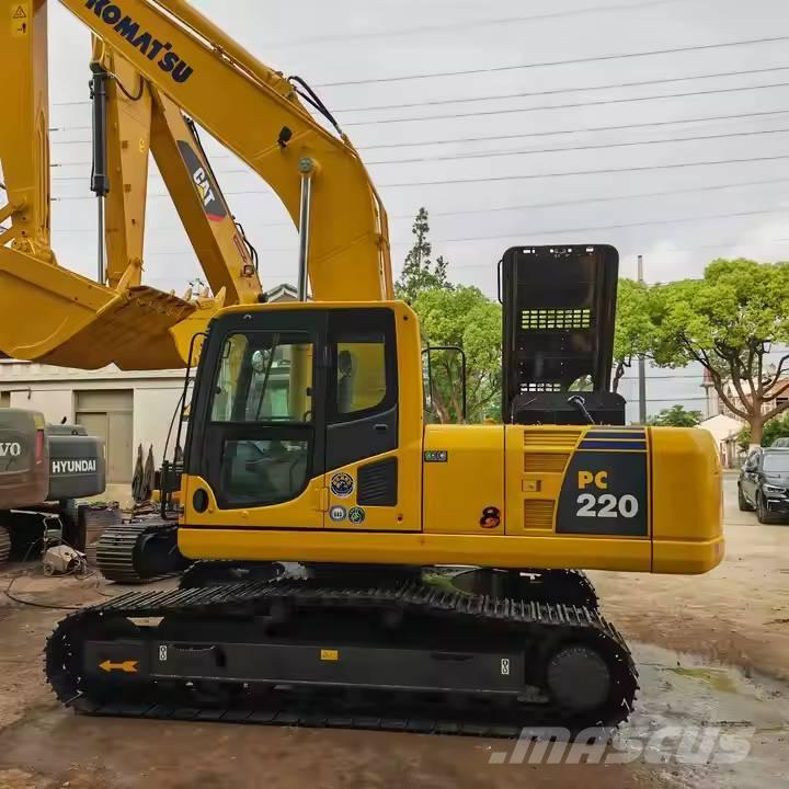 Komatsu PC220-8 Bageri guseničari