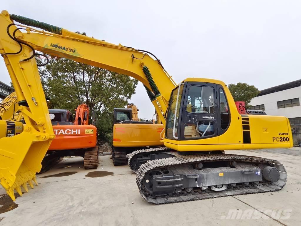 Komatsu PC 200-6 Bageri guseničari