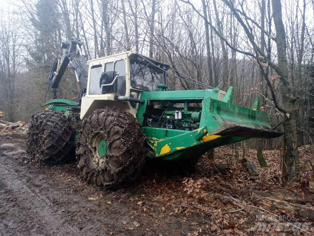 LKT 120 Forvarderi