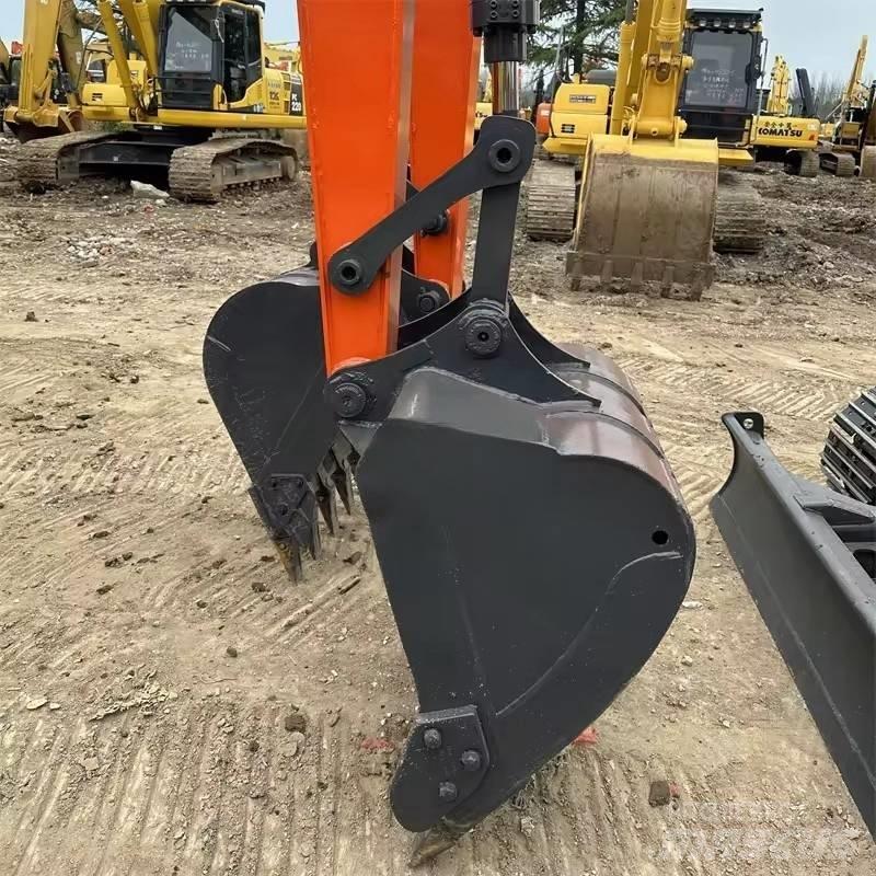 Doosan DX 80 Midi bageri 7t – 12t