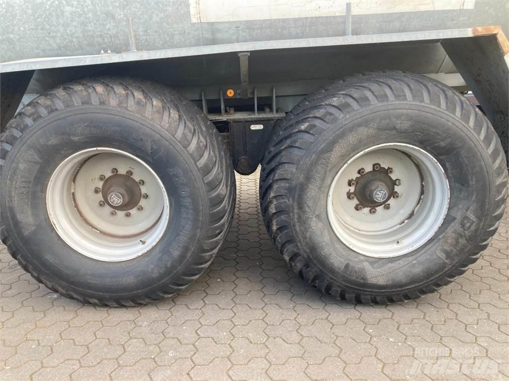 Kotte VT 14000 Rasturači đubriva
