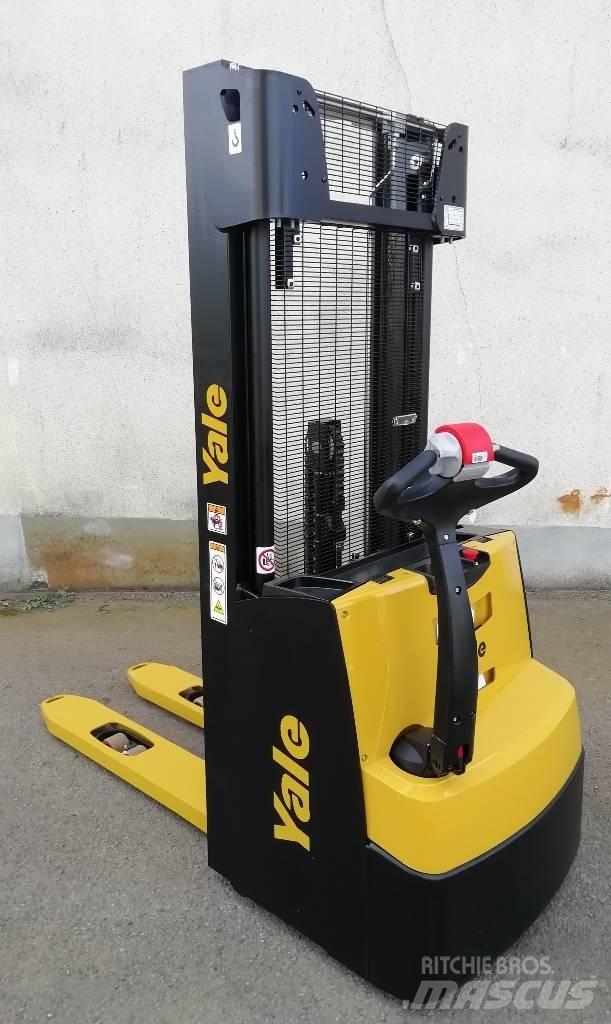 Yale MS12 Ručni električni viljuškar