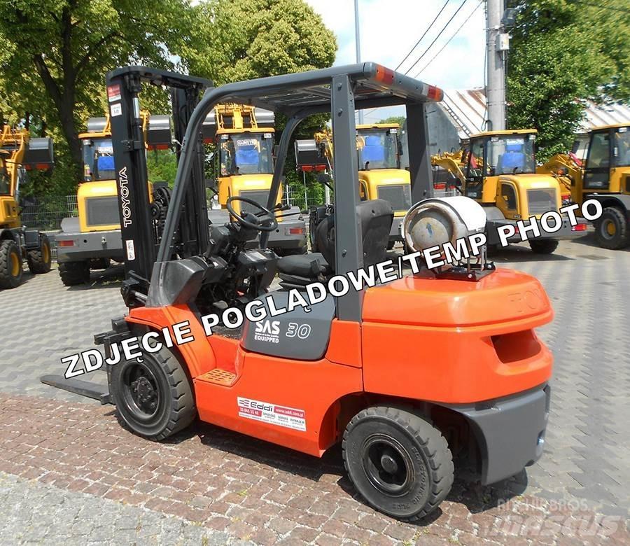 Toyota 02-7FGF30 Plinski viljuškari