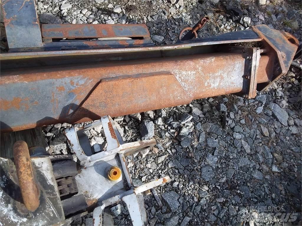 CAT 2200 Kranovi za šumarske harvestere