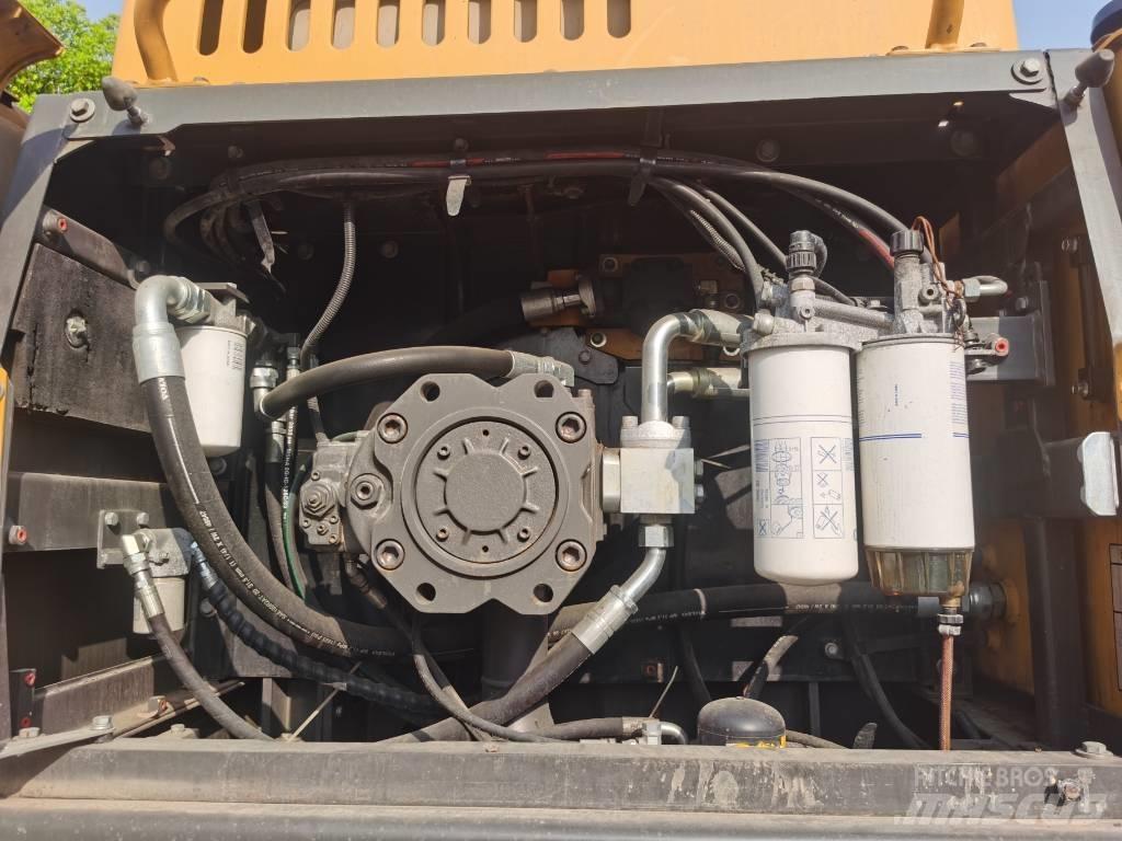Volvo EC 480 D L Bageri guseničari