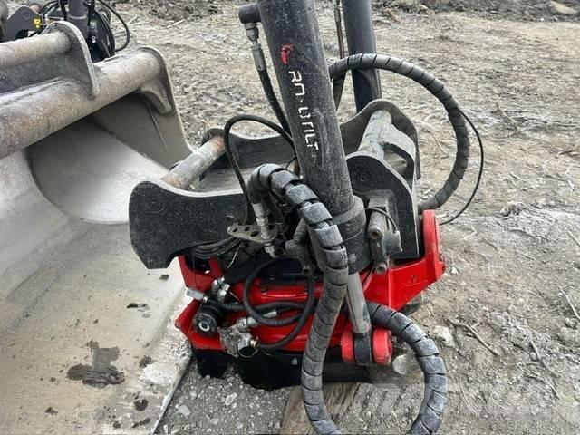 Hitachi ZX 210 LC-6 Bageri guseničari