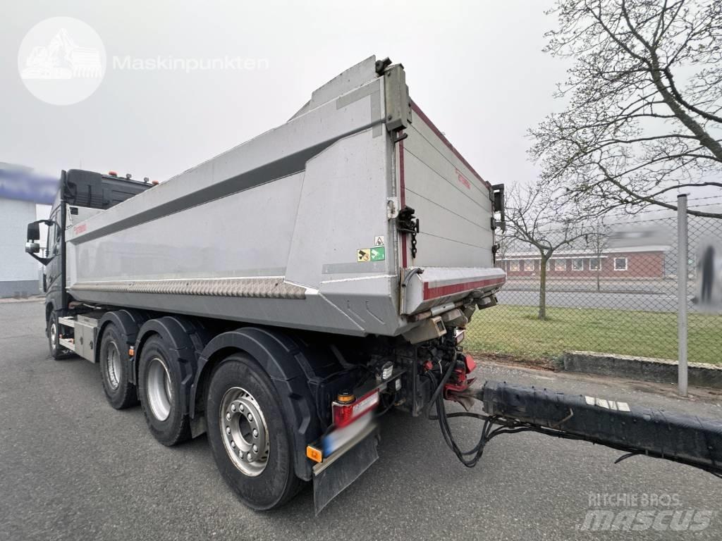 Volvo FH 16 750 Kiperi kamioni