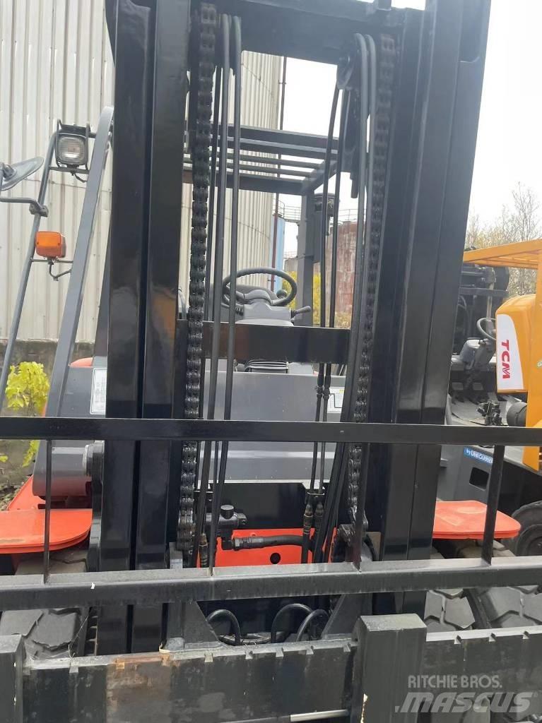 Toyota 7 Ton Dizelski viljuškari