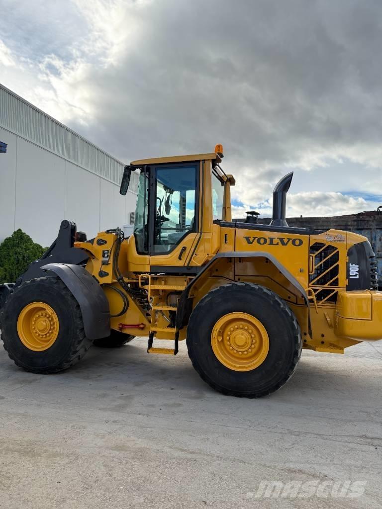 Volvo L 90 F Utovarivači na točkove