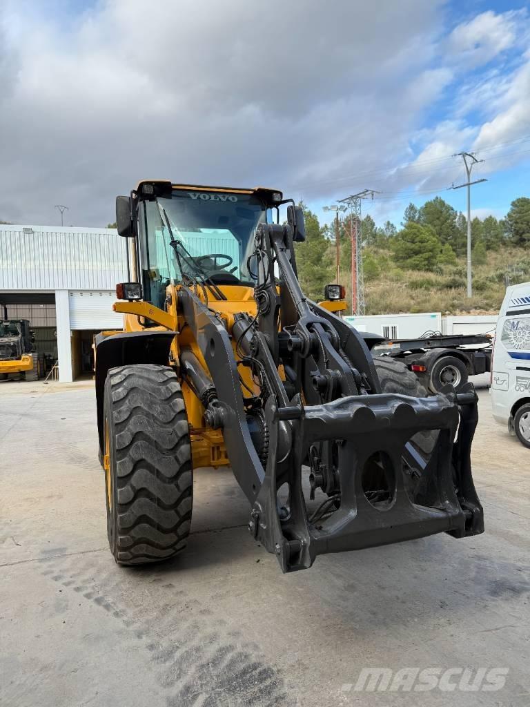 Volvo L 90 F Utovarivači na točkove