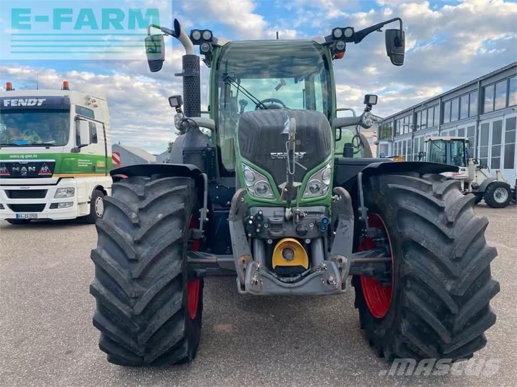 Fendt Vario 718 Traktori