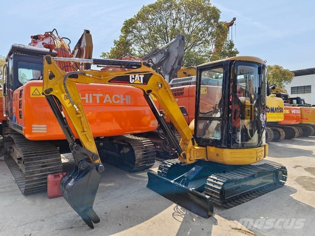 CAT 304 Mini bageri < 7t