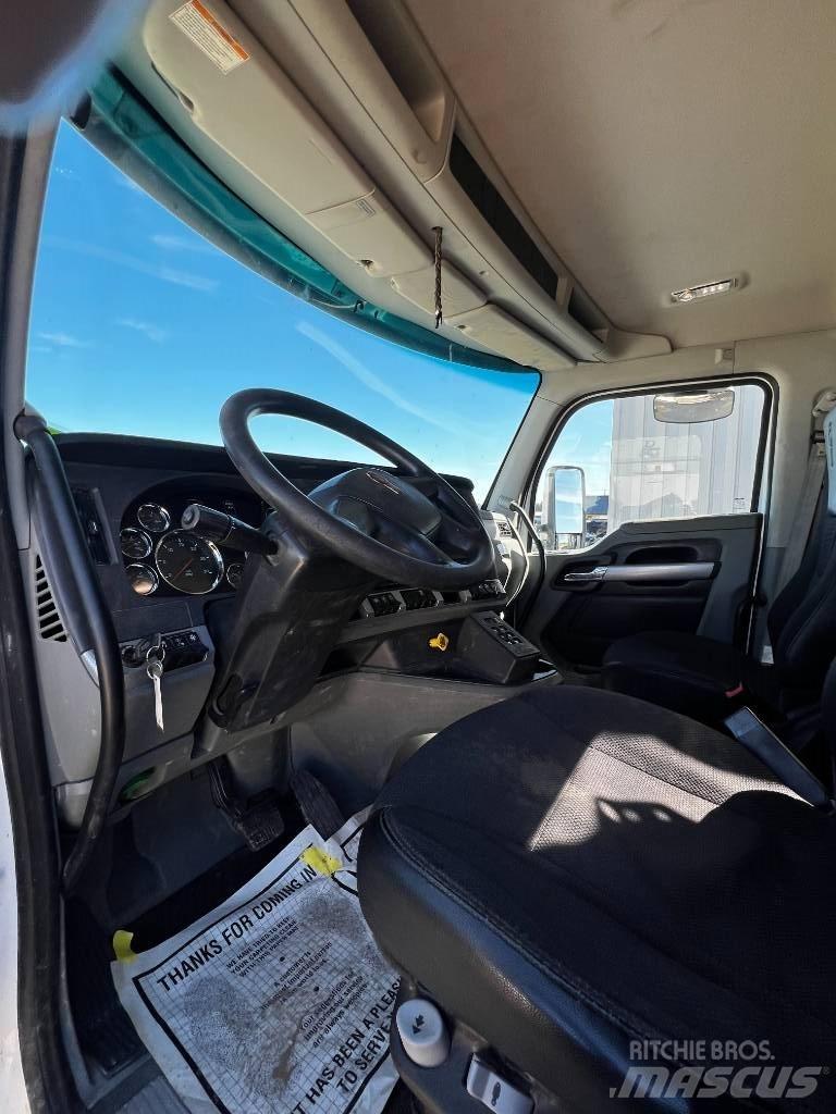 Kenworth T880 Kombi vozila/ vakum kamioni