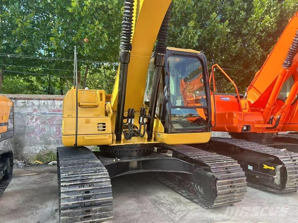 CAT 320 CL Bageri guseničari
