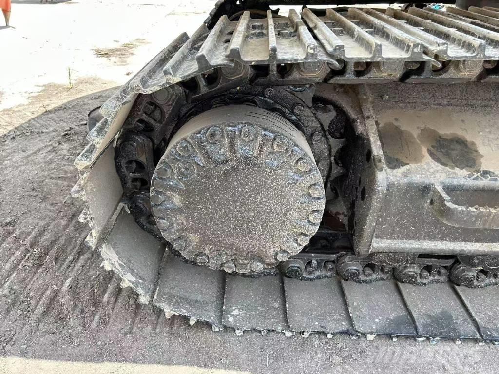 CAT 320 CL Bageri guseničari