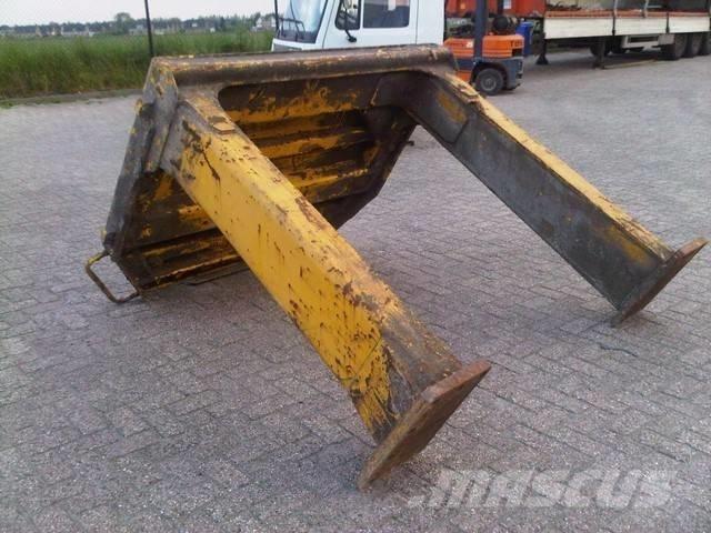 CAT 990 II Šasija i vešenje