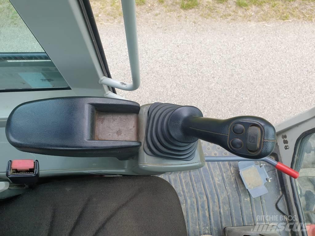 Takeuchi TB295W Bageri točkaši