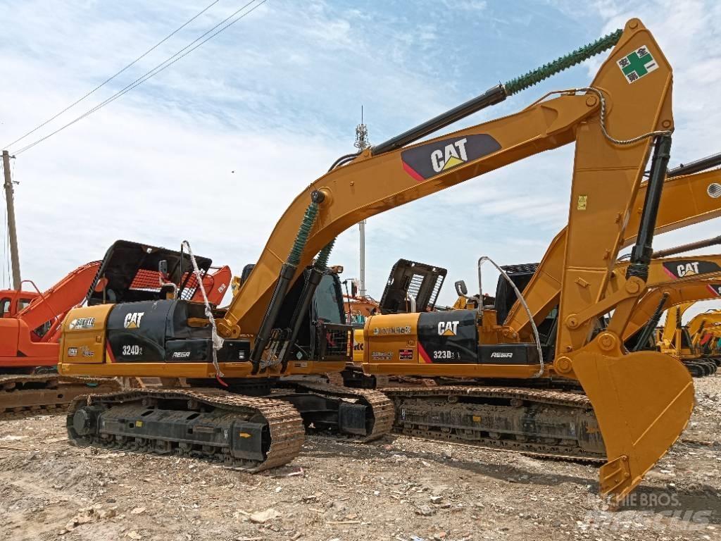 CAT 324D2 Midi bageri 7t – 12t