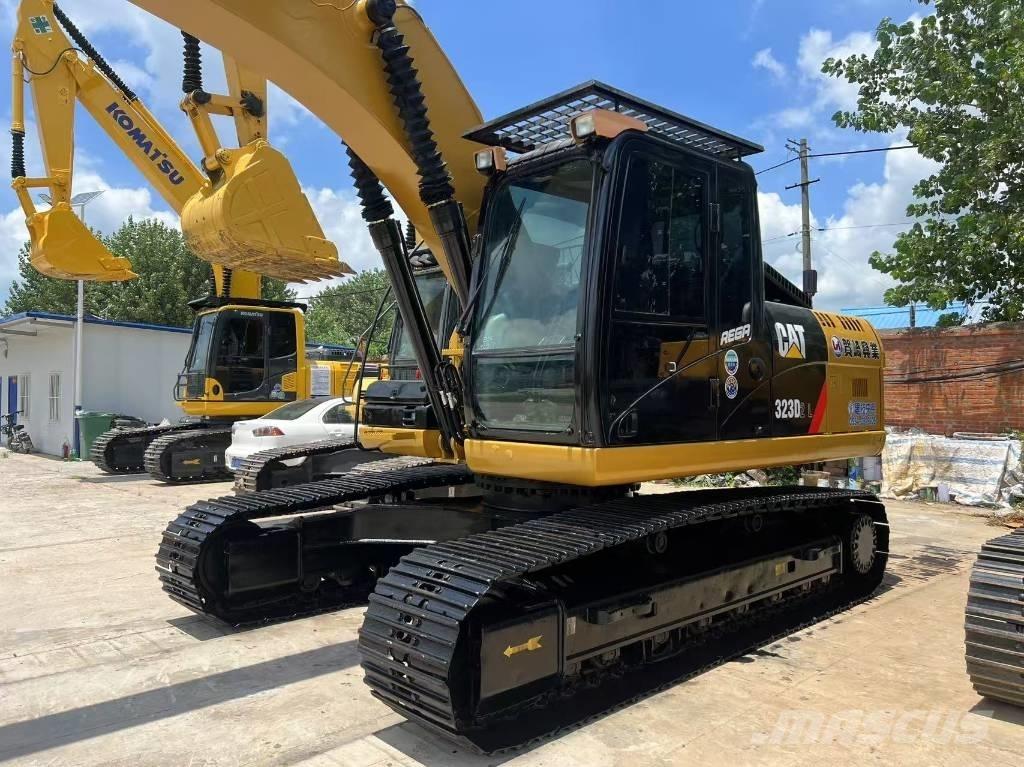 CAT 323 D L Bageri guseničari