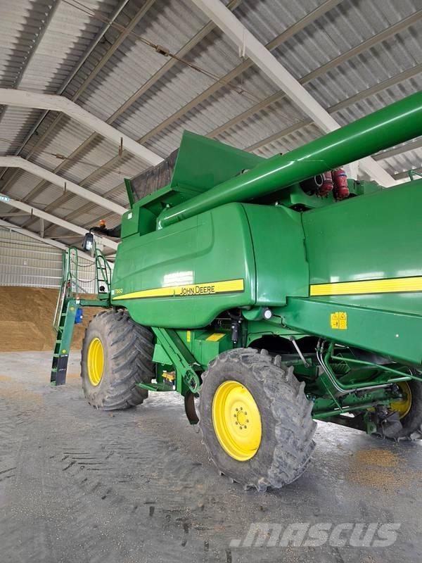 John Deere T 660 Kombajni