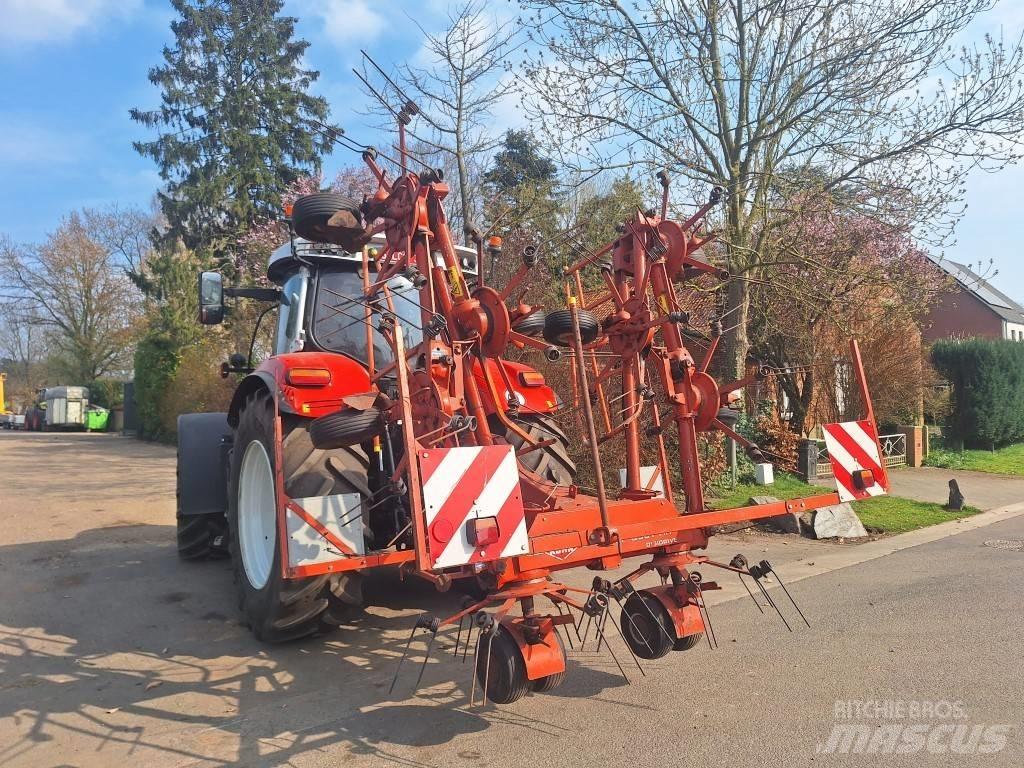 Kuhn GF 8501 M H Okretači i sakupljači sena