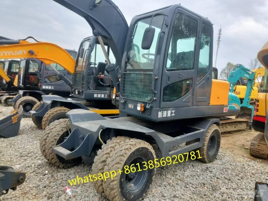 Xinyuan XYB75W-9 Bageri točkaši