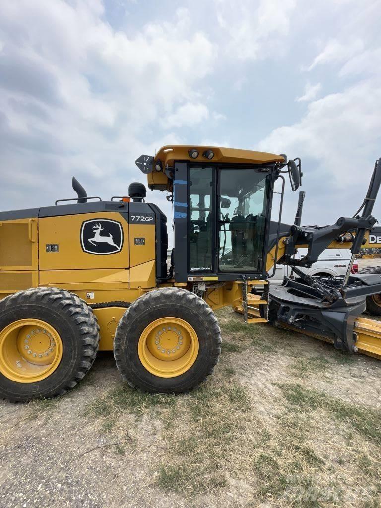 John Deere 772 GP Grejderi