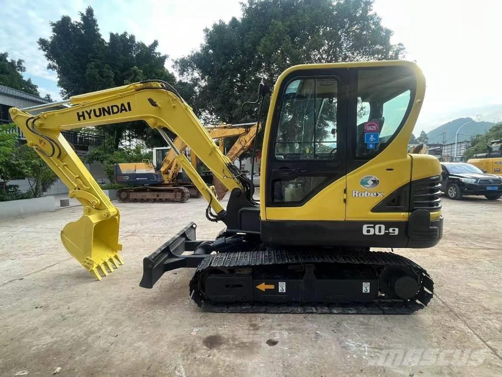 Hyundai R60-9 Bageri guseničari
