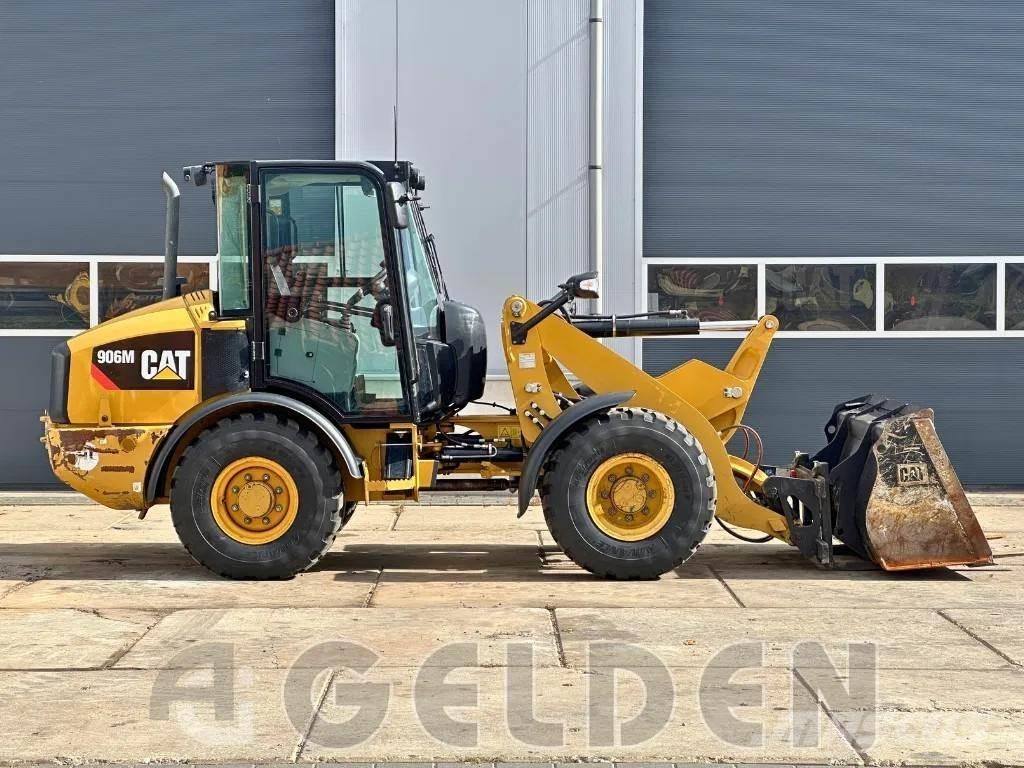 CAT 906M - NEW TYRES Utovarivači na točkove