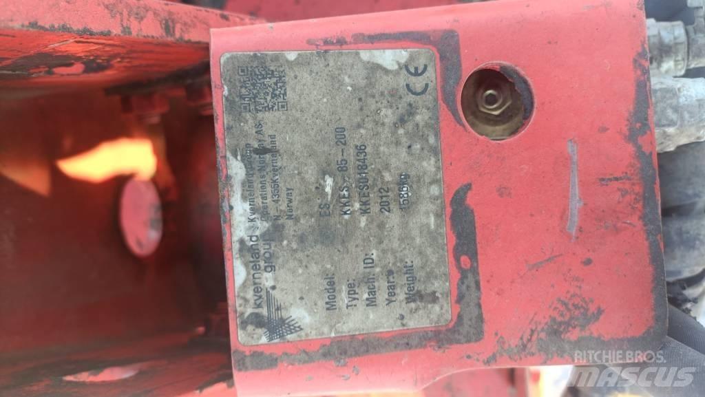 Kverneland ES85 Plugovi obrtači