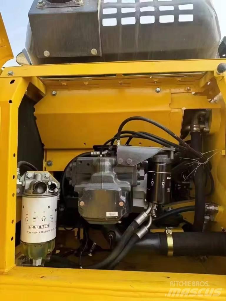 Komatsu PC 200 Bageri guseničari