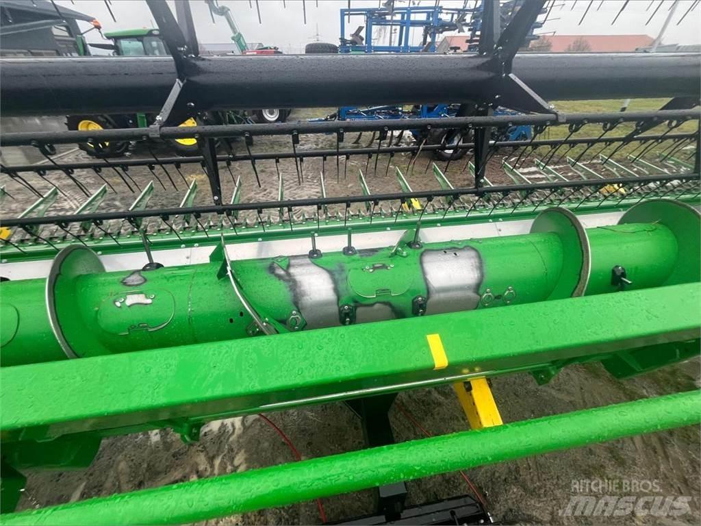 John Deere 625R Dodatna oprema za kombajne