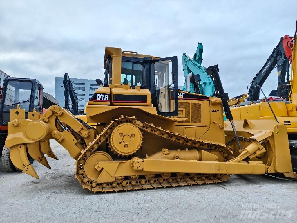 CAT D 7 R Buldožeri guseničari