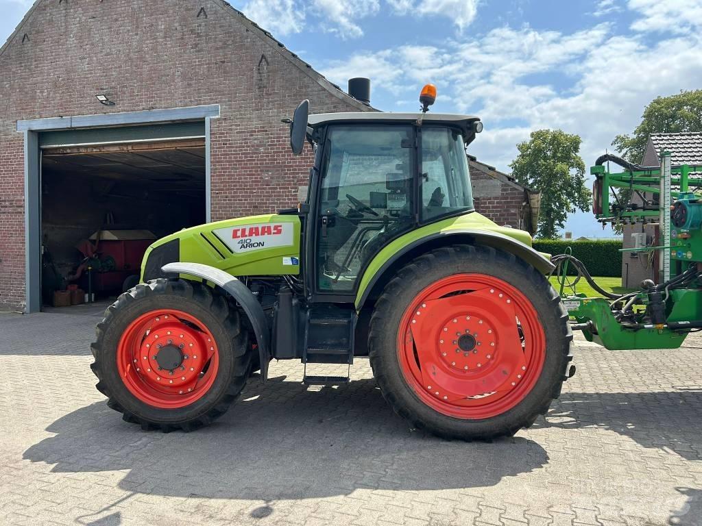 CLAAS Arion 410 Traktori